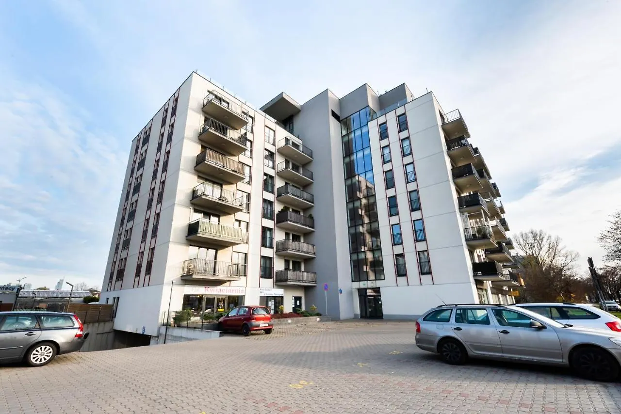 West Warsaw Contemporary Apartment Polen